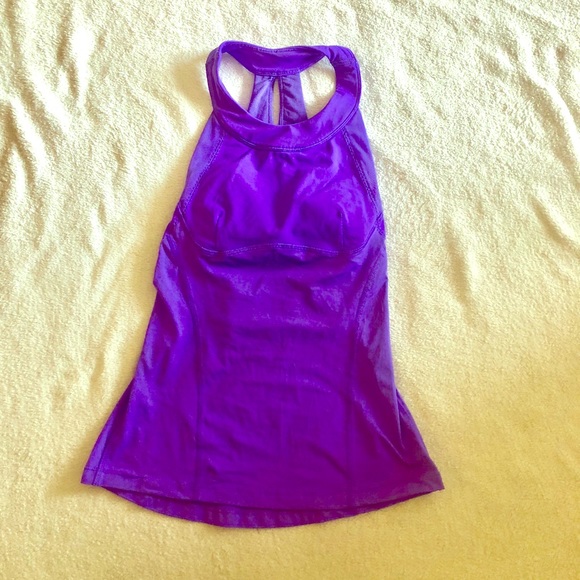 lululemon athletica Tops - Women’s lululemon built in bra tank, size 4